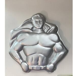 Vintage 1977 Wilton  DC Comic Superhero Superman Batman cake pan, birthday cake